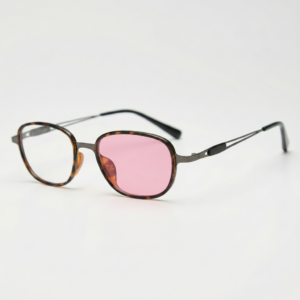 Pink Photochromic Glasses - Tortoise Oval TR90 Frame - Side View Pink Photochromic Glasses - Tortoise Oval TR90 Frame - Side View