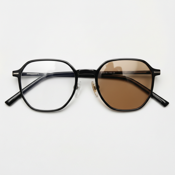 Nina Brown Photochromic Lens Glasses - Black Square TR90 Frame - Front View Nina Brown Photochromic Lens Glasses - Black Square TR90 Frame