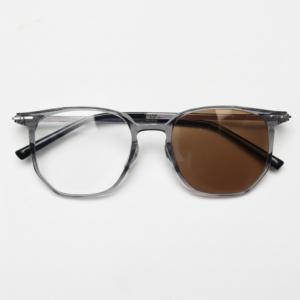 Yetta Brown Photochromic Lens Glasses - Transparent gray Geometric TR90 Frame
